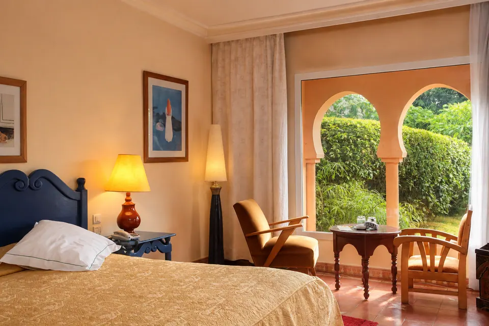 Chambre lumineuse et soigneusement aménagée à Rabat